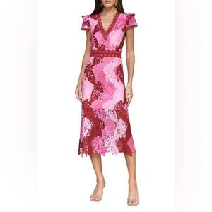 Adelyn Rae Lace midi dress- small